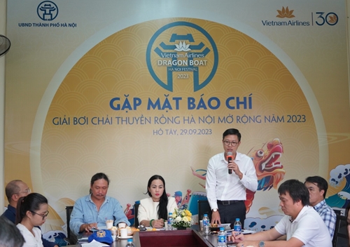 Gần 40 đội tuyển tham gia Giải Bơi chải thuyền rồng Hà Nội mở rộng 2023
